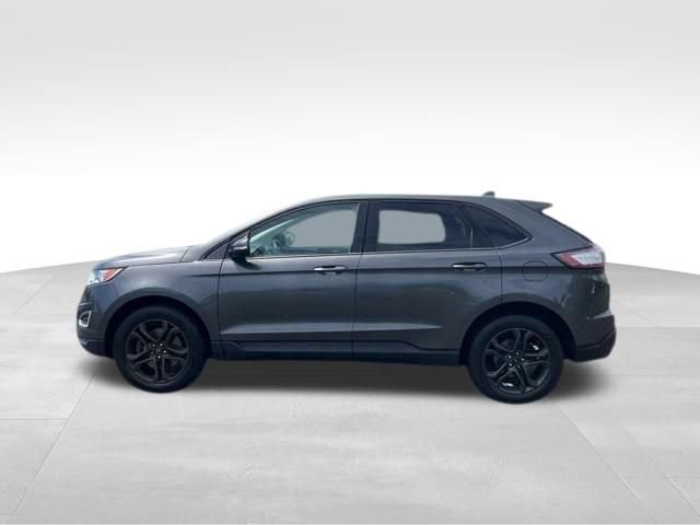 Used 2018 Ford Edge SEL w/ Equipment Group 201A AWD/4WD image 2