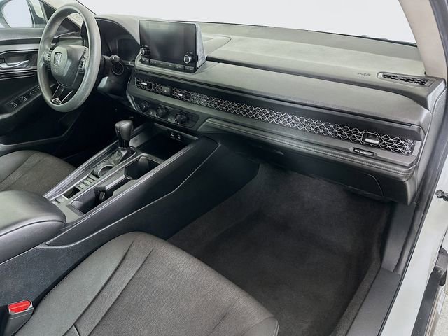 Certified 2024 Honda Accord EX image 31