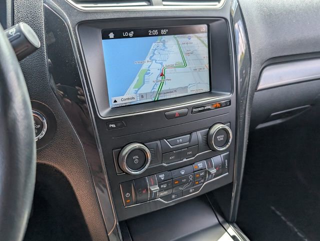 Used 2019 Ford Explorer XLT w/ Equipment Group 202A image 22