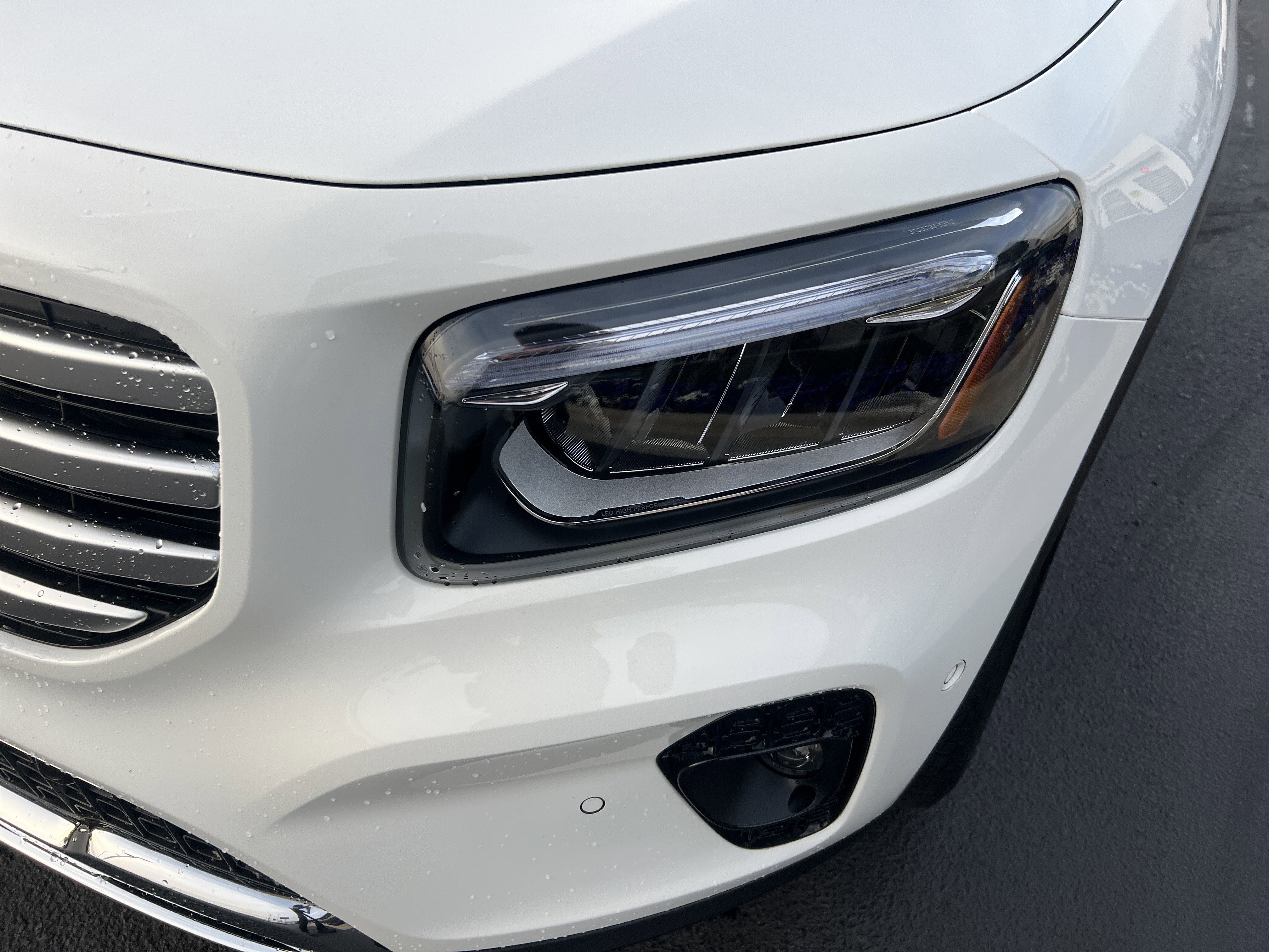 Certified 2025 Mercedes-Benz GLB 250 image 6