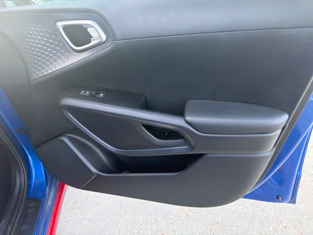 Used 2021 Kia Soul GT-Line FWD image 33