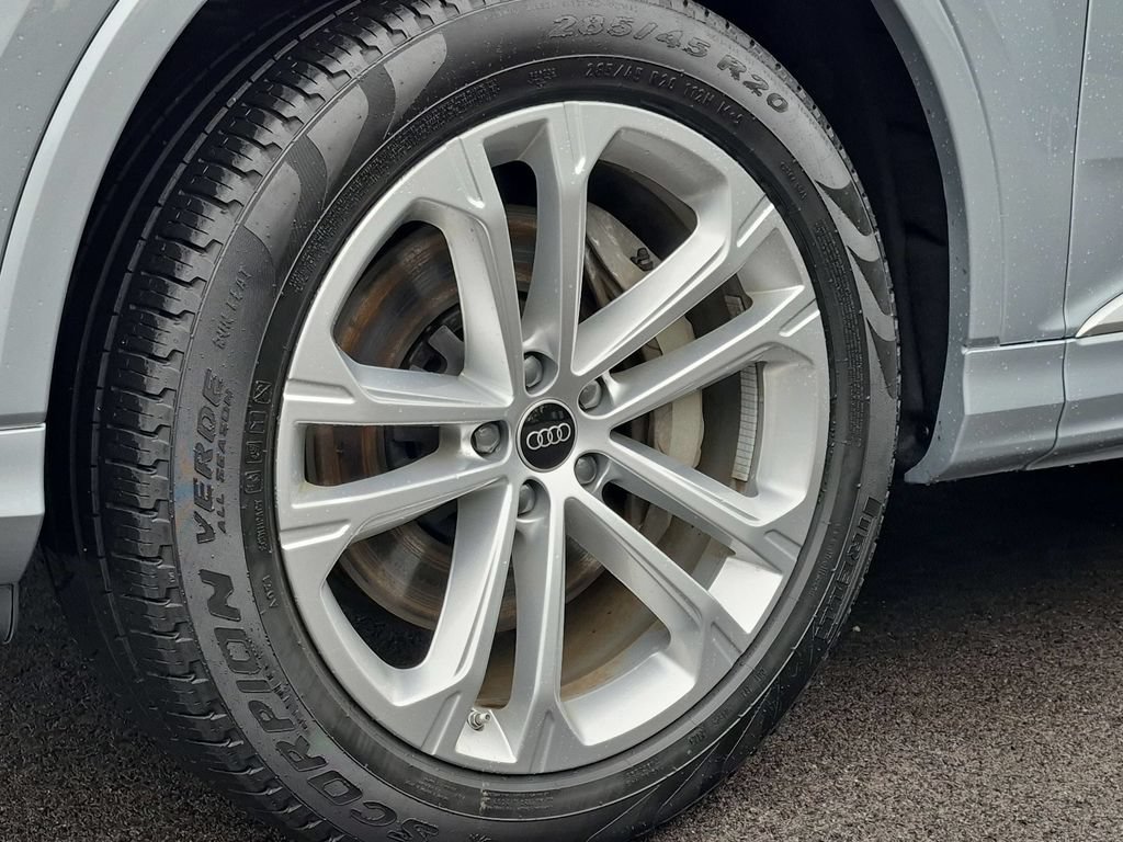 Used 2025 Audi Q7 3.0T Premium Plus AWD/4WD image 25