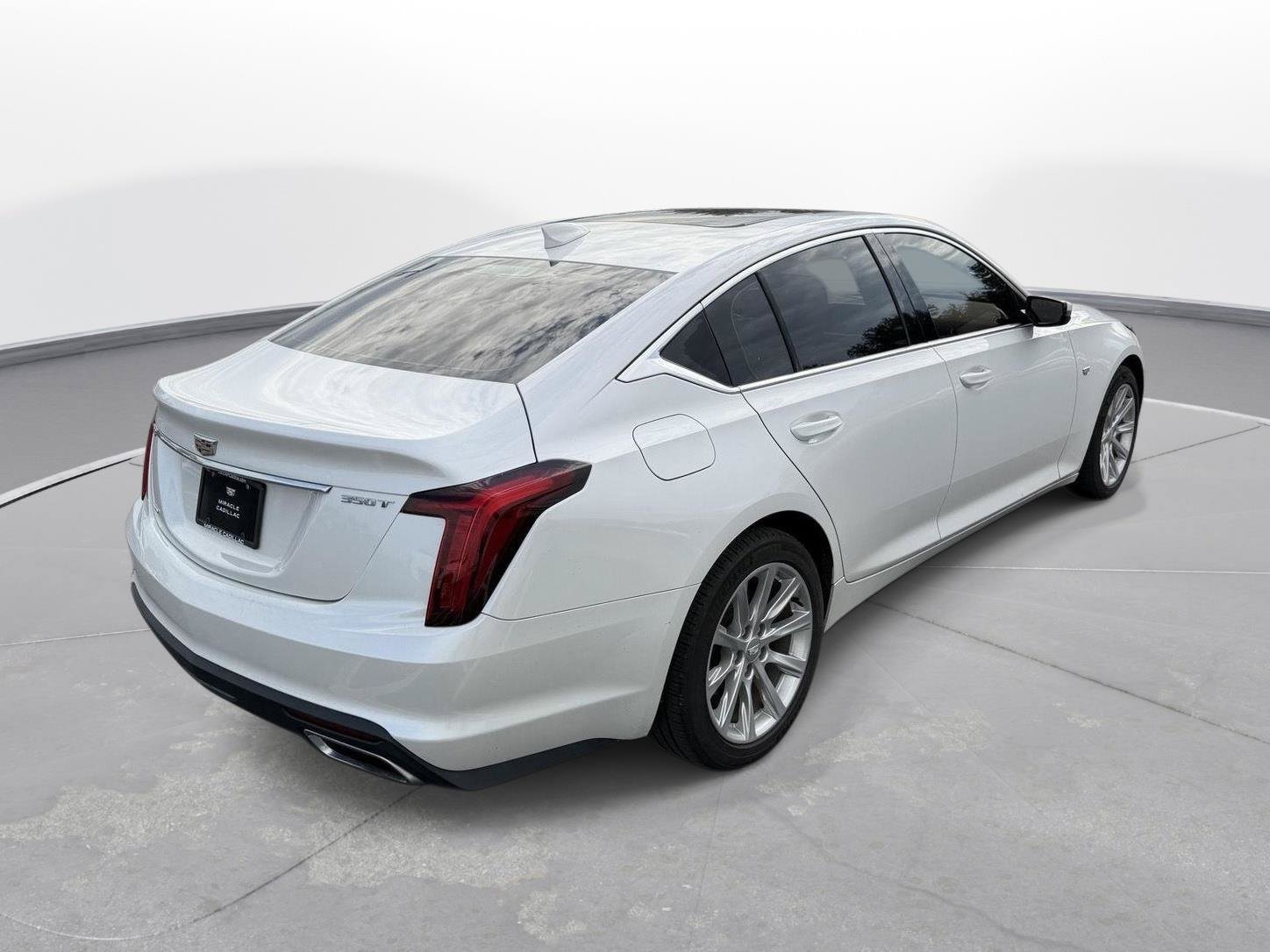 Used 2021 Cadillac CT5 Luxury w/ Sun And Sound Package AWD/4WD image 5