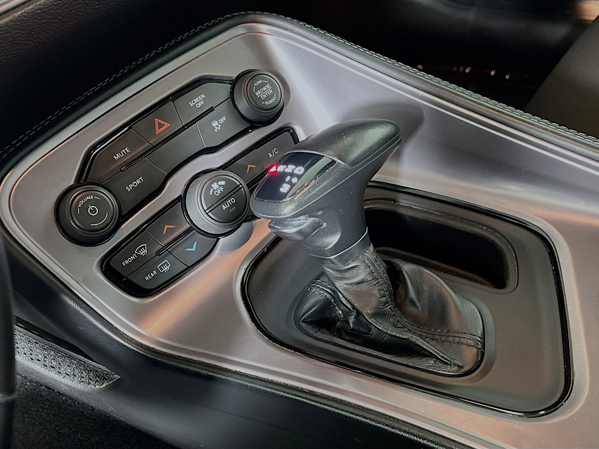 Used 2023 Dodge Challenger SXT image 24