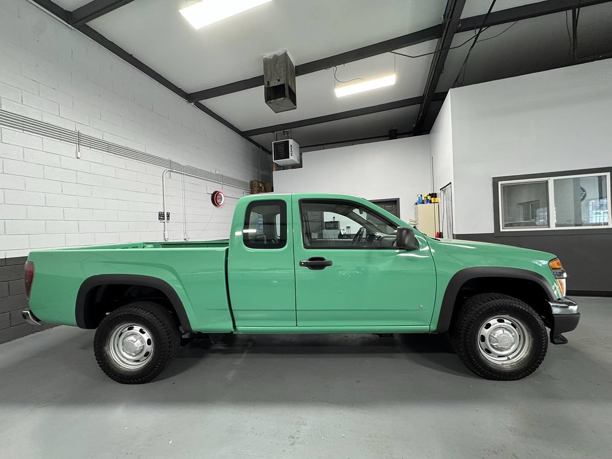 Used 2008 Chevrolet Colorado W/T AWD/4WD image 3