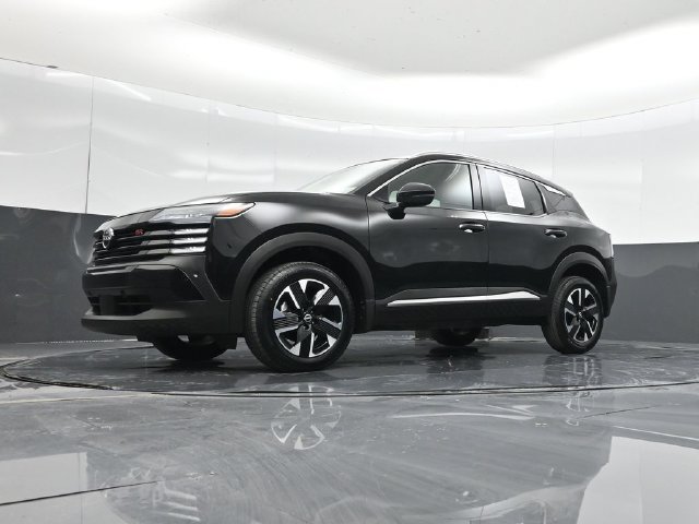 Used 2025 Nissan Kicks SR FWD image 54