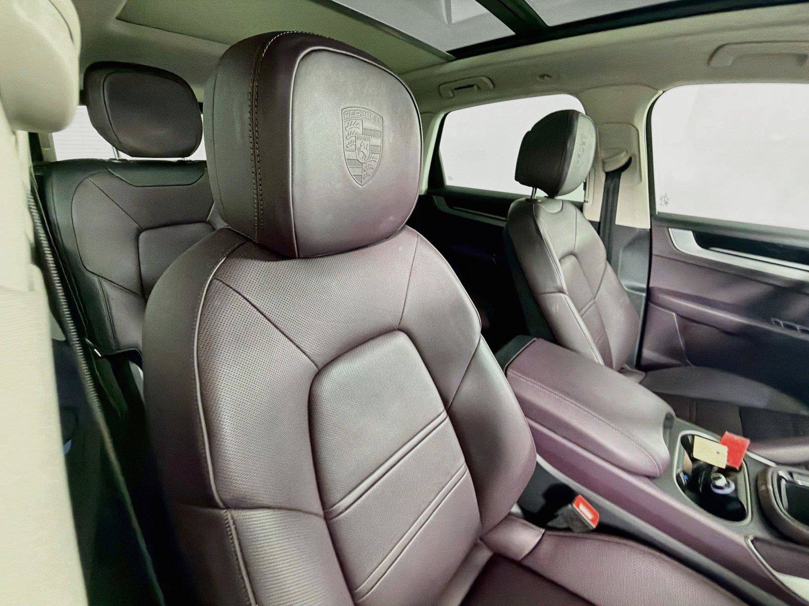 Certified 2026 Porsche Cayenne AWD/4WD image 28
