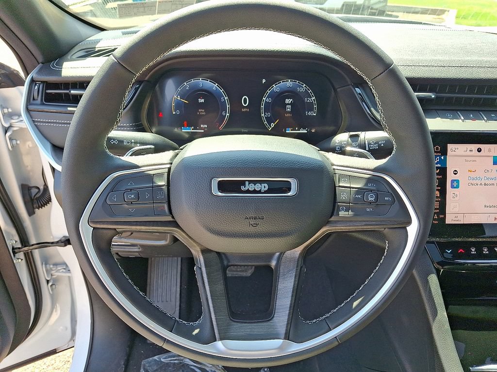 New 2026 Jeep Grand Cherokee Altitude AWD/4WD image 16