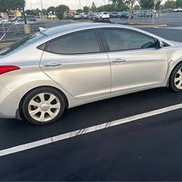 Used 2013 Hyundai Elantra Limited w/ Technology Pkg FWD image 10