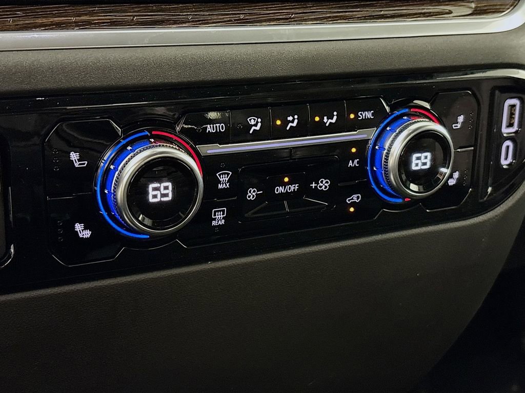 New 2026 GMC Sierra 1500 Elevation image 16