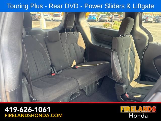 Used 2019 Chrysler Pacifica Touring Plus w/ S Appearance Package FWD image 38