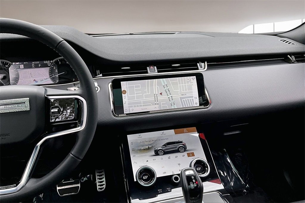 Used 2023 Land Rover Range Rover Evoque R-Dynamic S image 9