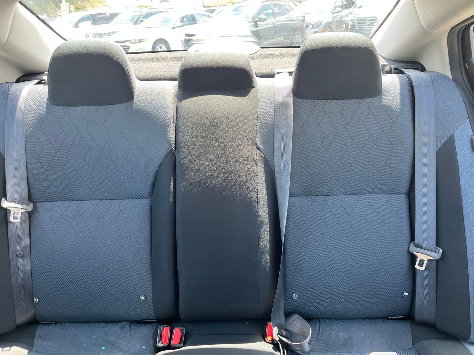 Used 2025 Nissan Versa SV FWD image 38