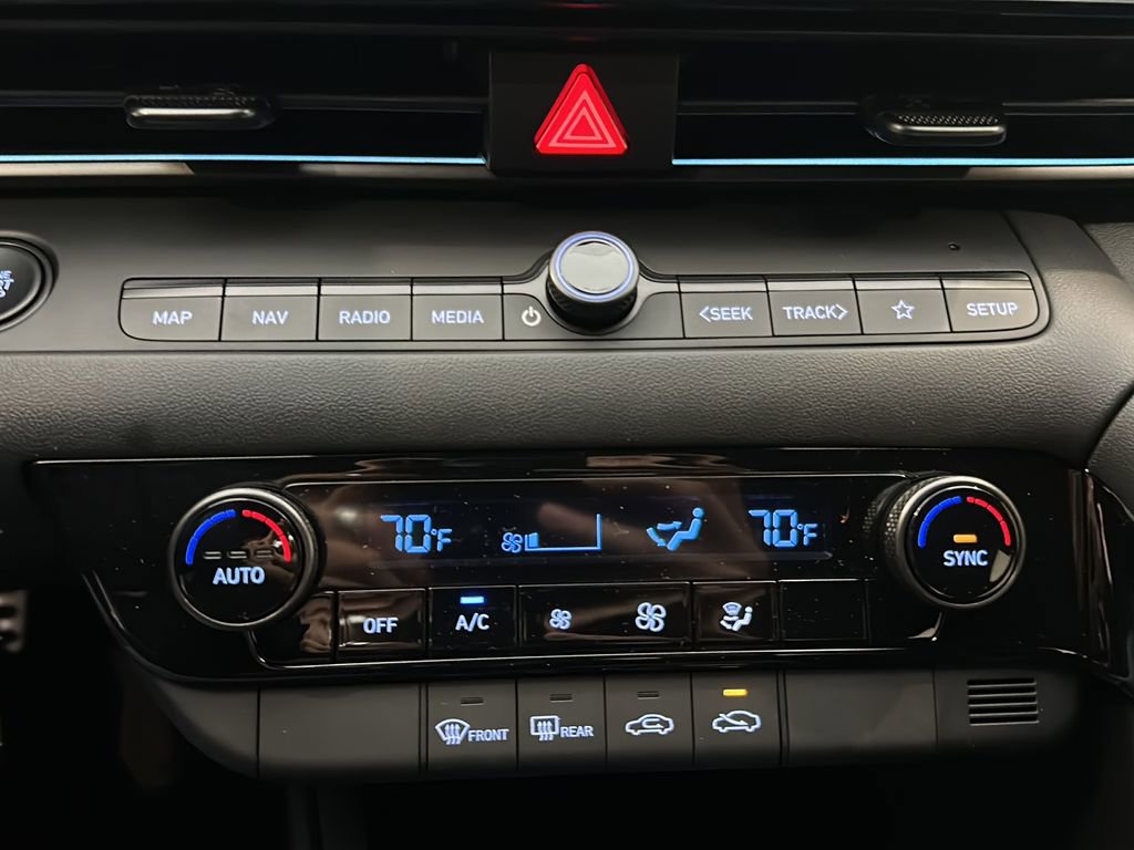 New 2026 Hyundai Elantra Sport image 23