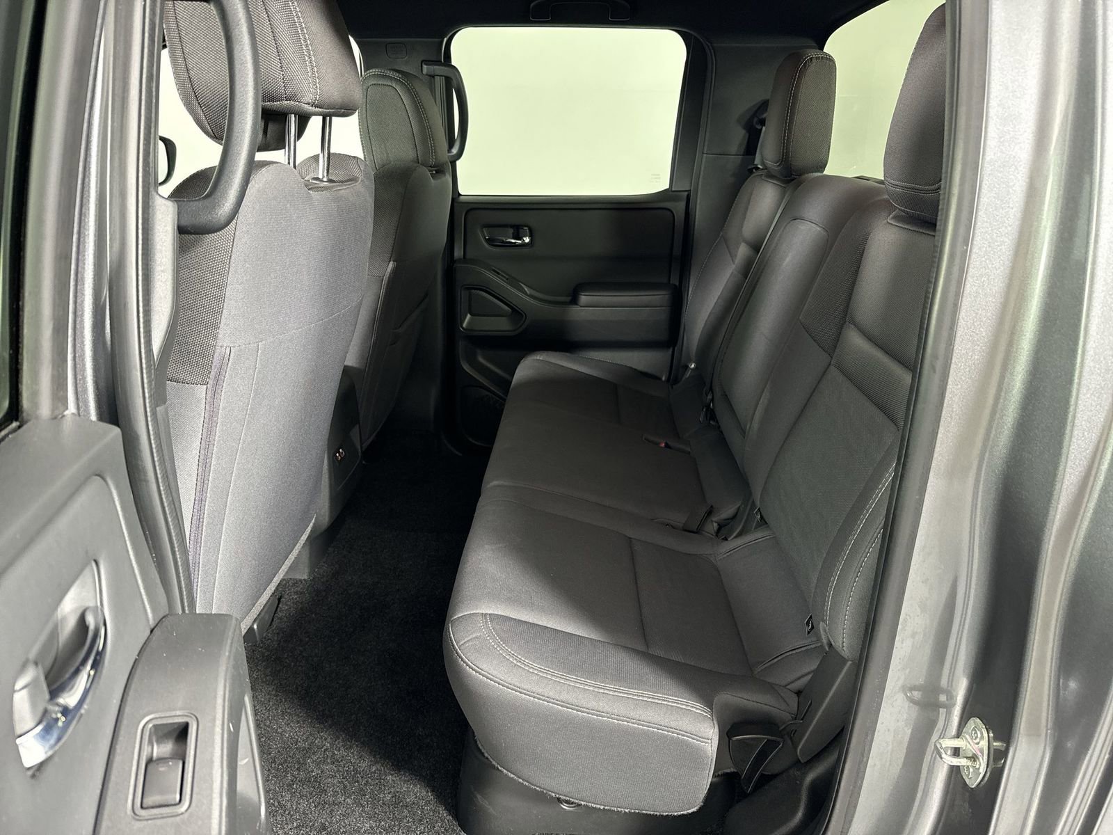 Certified 2023 Nissan Frontier SV w/ Midnight Edition Package image 25