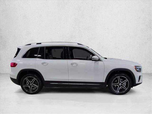 Used 2026 Mercedes-Benz GLB 250 image 4