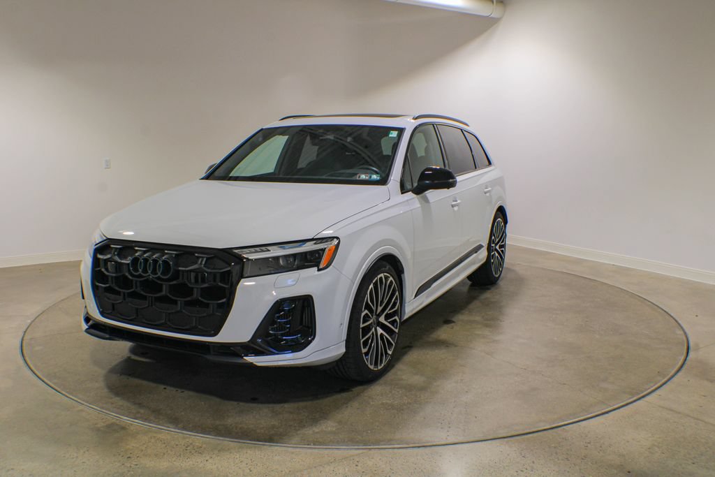 Used 2025 Audi SQ7 Prestige AWD/4WD image 1