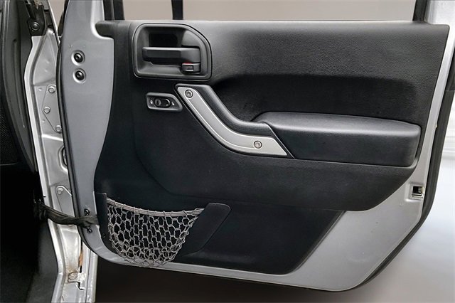 Used 2014 Jeep Wrangler Unlimited Rubicon w/ Dual Top Group image 24