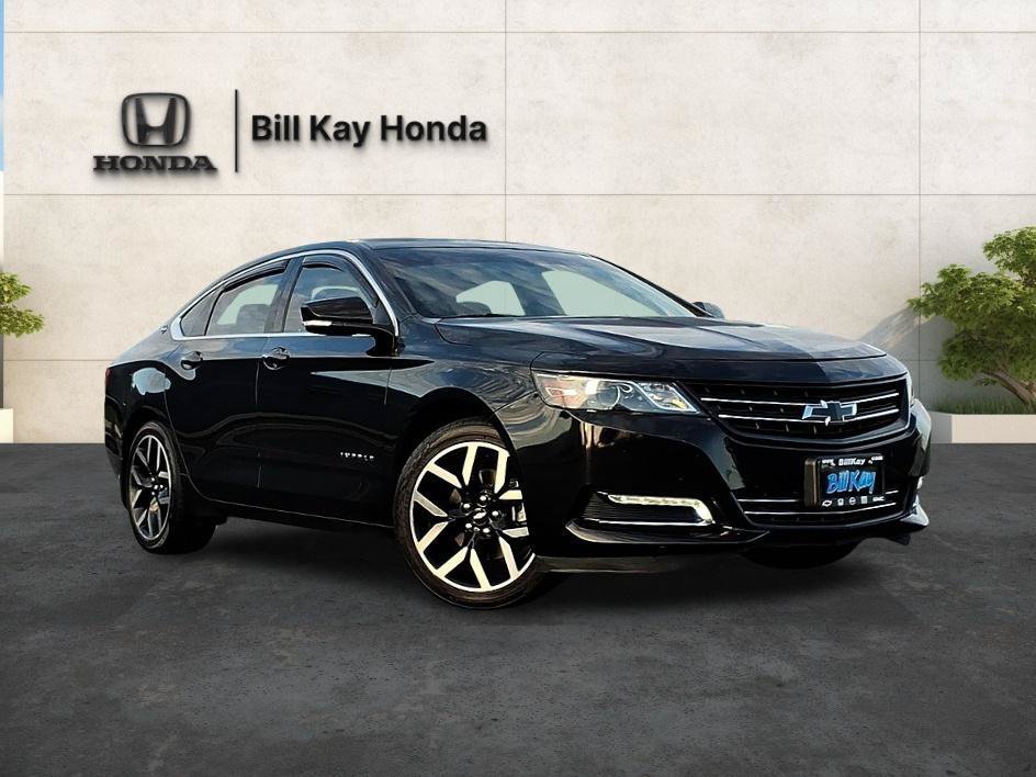 Used 2018 Chevrolet Impala LT FWD image 1