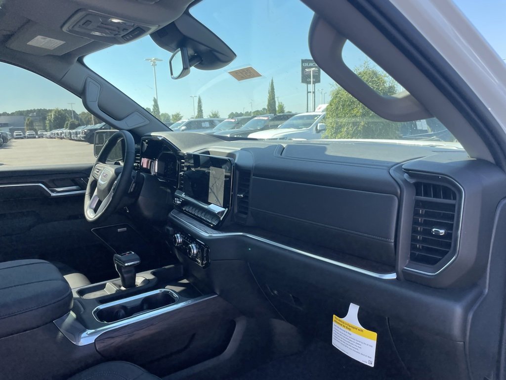 New 2026 GMC Sierra 1500 SLT w/ SLT Premium Package image 32