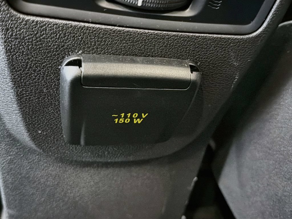 Used 2019 Ford Escape Titanium AWD/4WD image 29