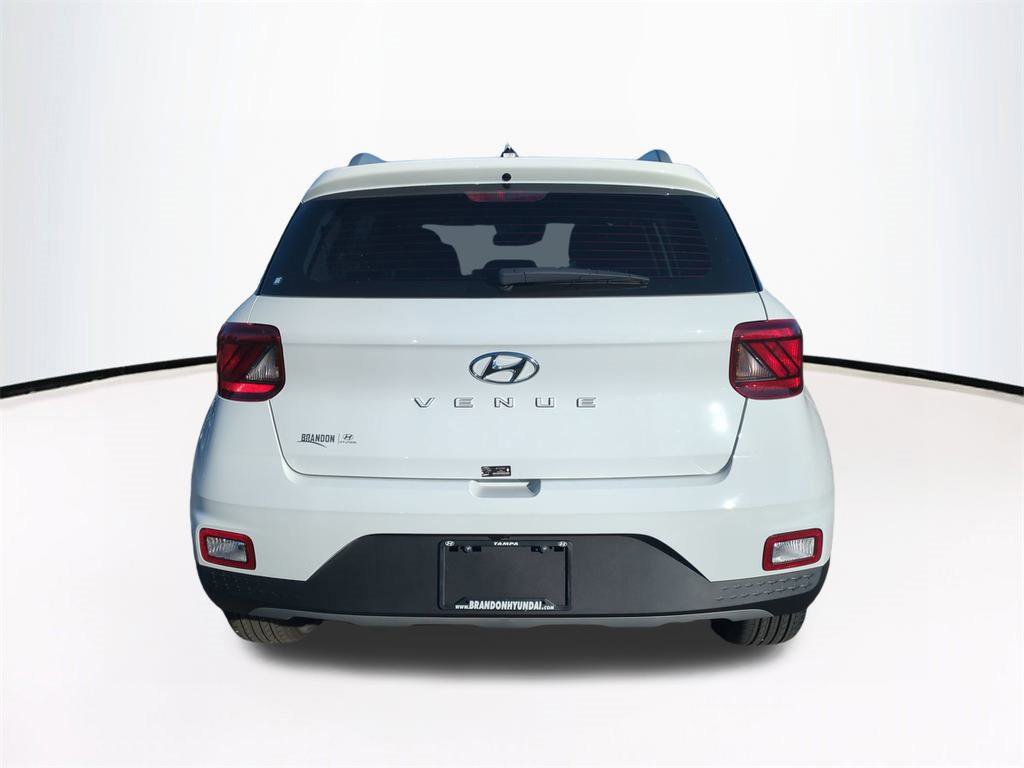 New 2026 Hyundai Venue SEL image 6