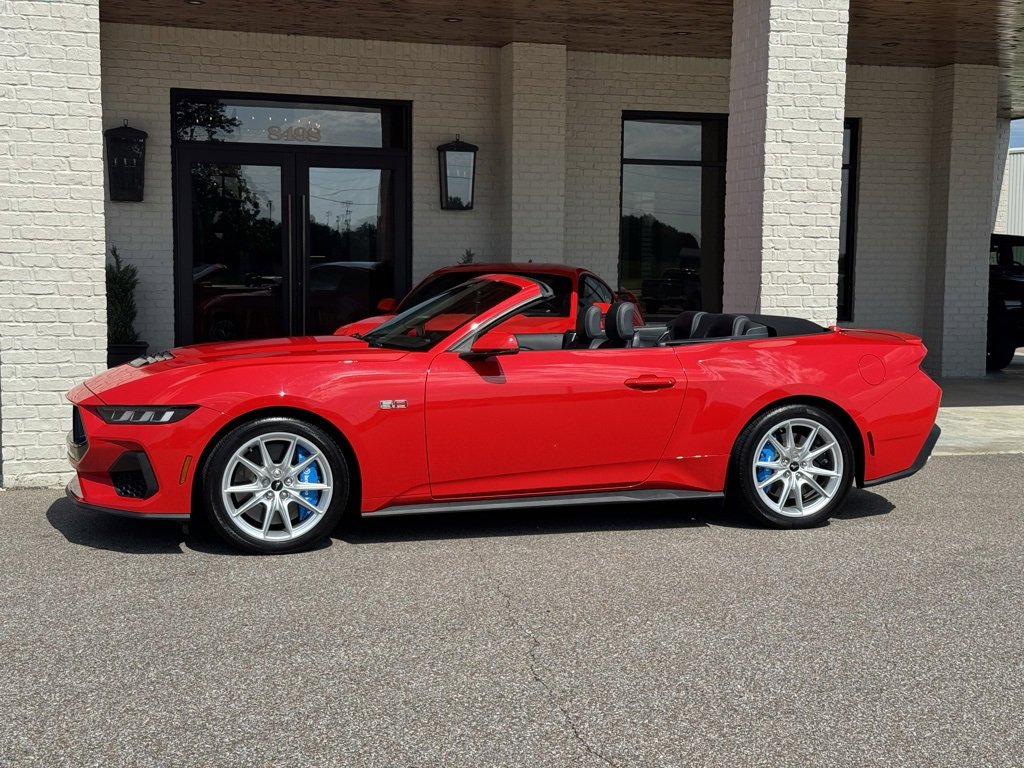 Used 2024 Ford Mustang GT Premium image 10