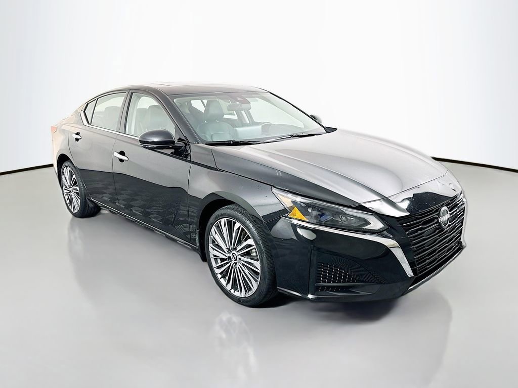 Used 2023 Nissan Altima 2.5 SL