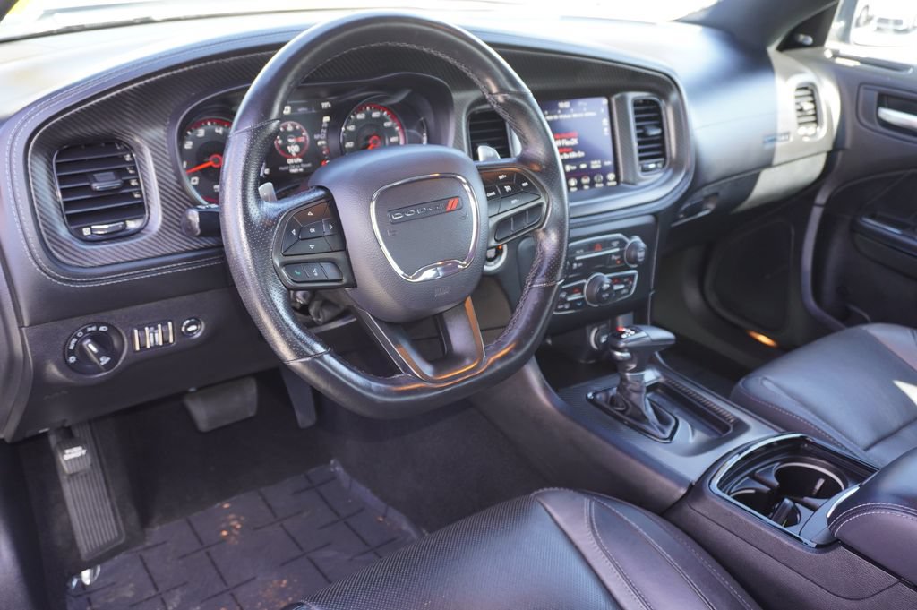 Used 2023 Dodge Charger SXT w/ Plus Group RWD image 10