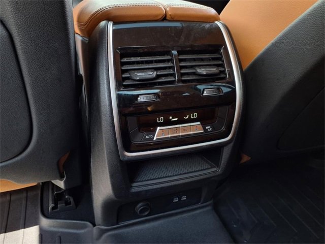 Used 2021 BMW X7 xDrive40i w/ Parking Assistance Package image 7