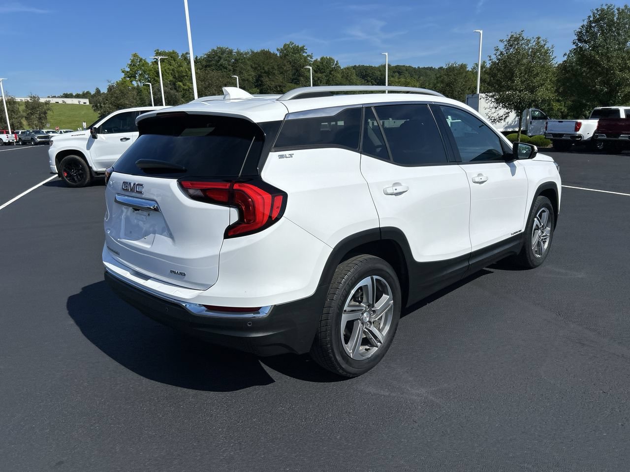 Used 2019 GMC Terrain SLT w/ Preferred Package AWD/4WD image 7