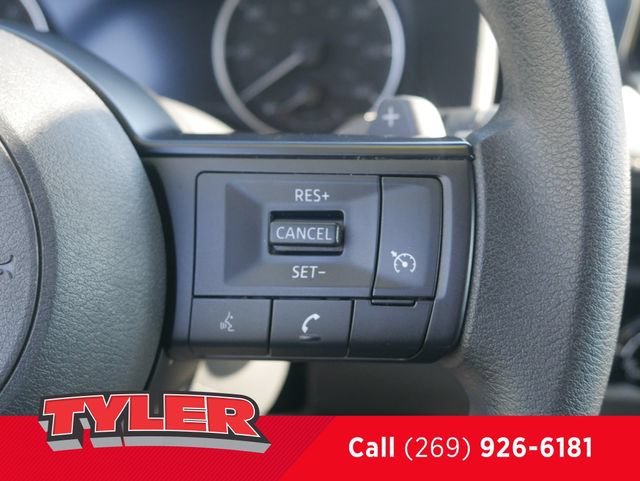 Used 2024 Nissan Rogue S FWD image 26