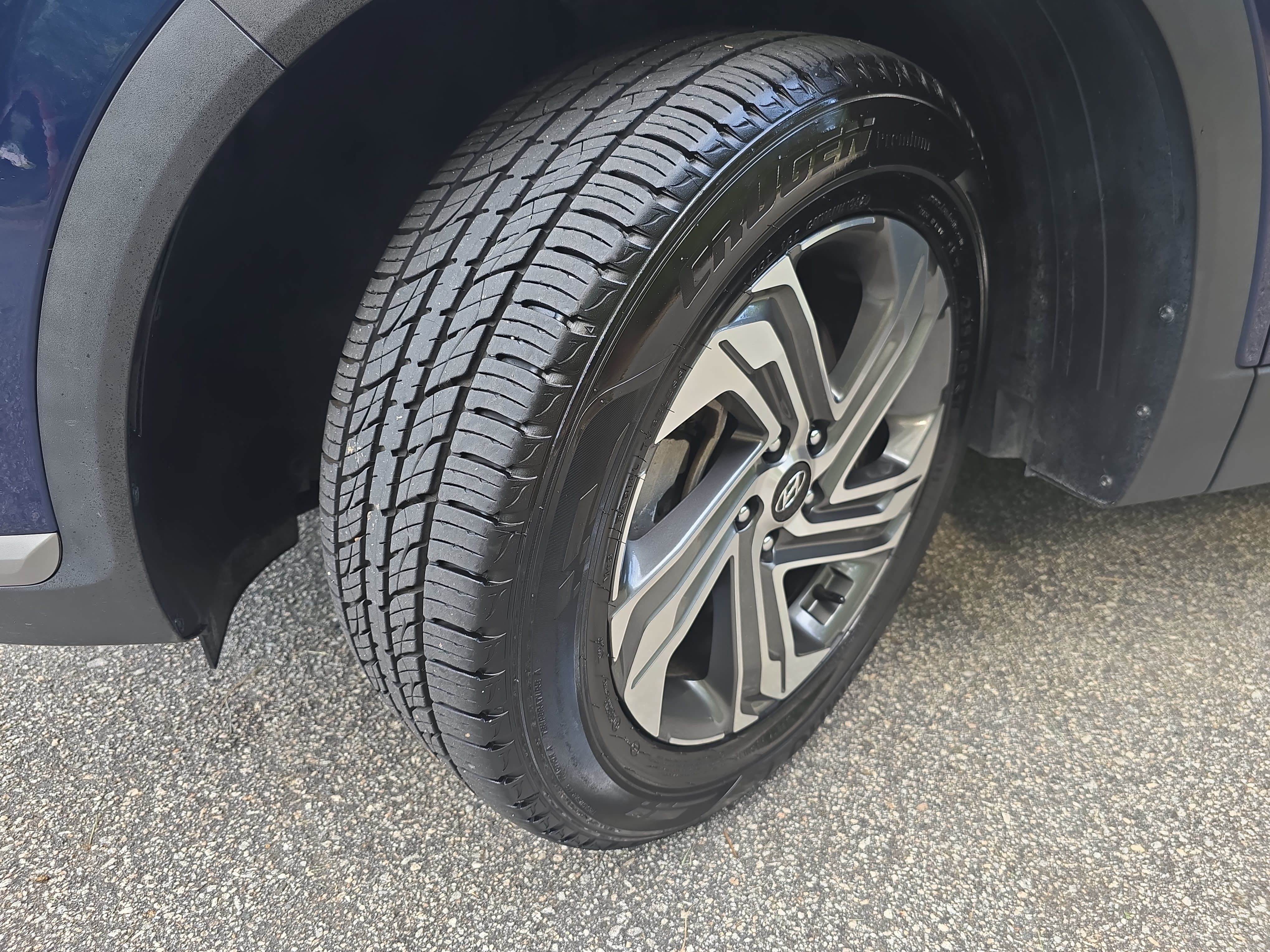 Used 2023 Hyundai Santa Fe SEL FWD image 34