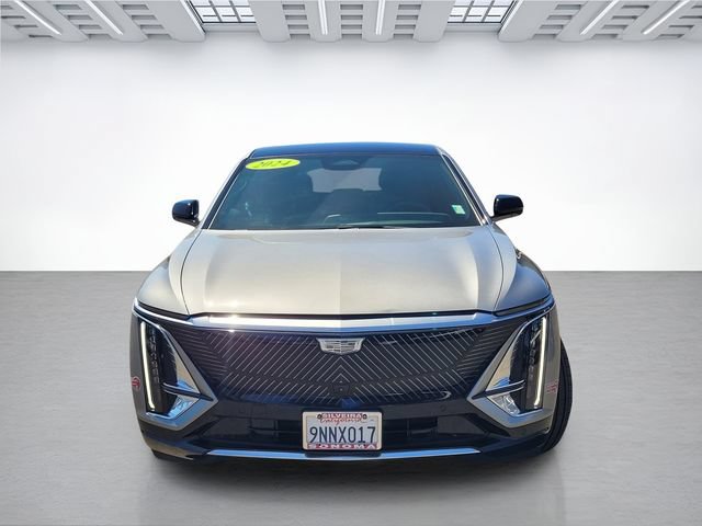 Used 2024 Cadillac Lyriq Tech w/ Driver Assist Package AWD/4WD image 2