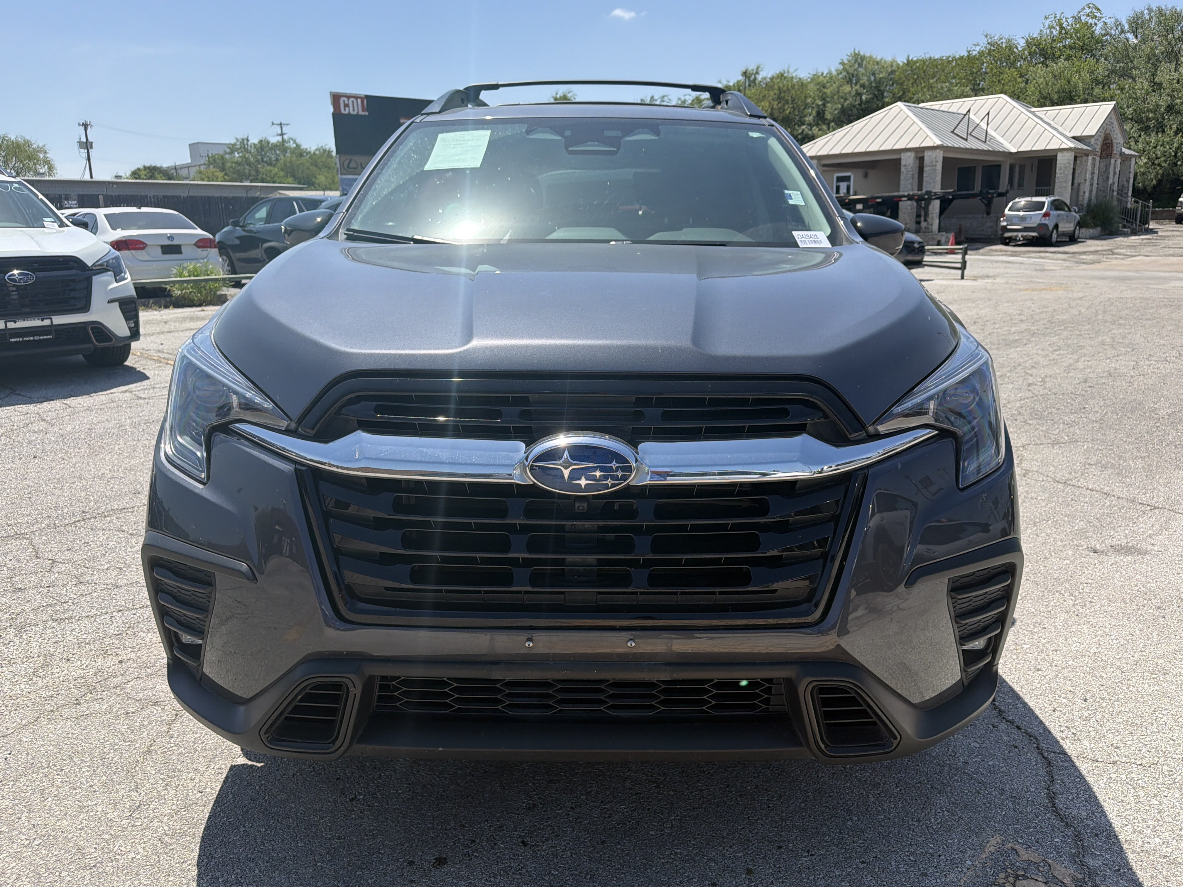 Used 2025 Subaru Ascent Limited AWD/4WD image 8