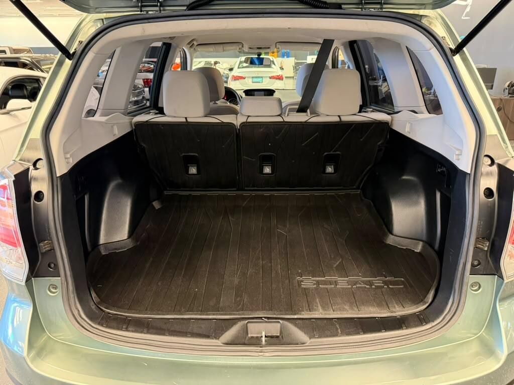 Used 2017 Subaru Forester 2.5i w/ Alloy Wheel Package AWD/4WD image 9