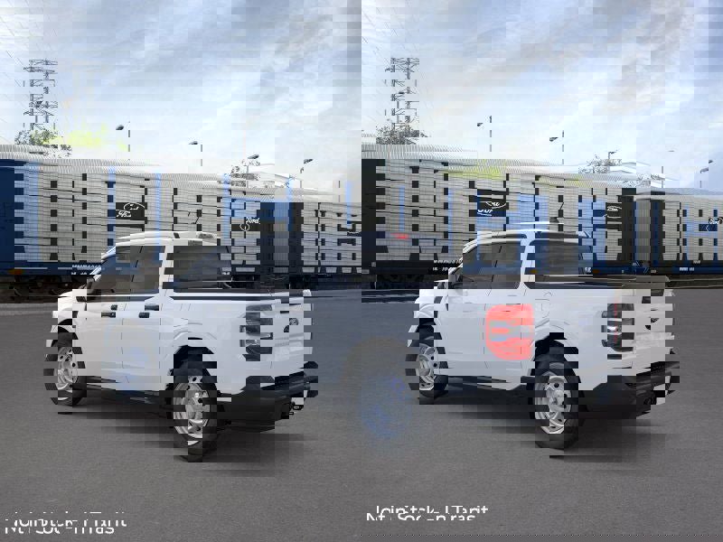 New 2026 Ford Maverick XL image 4