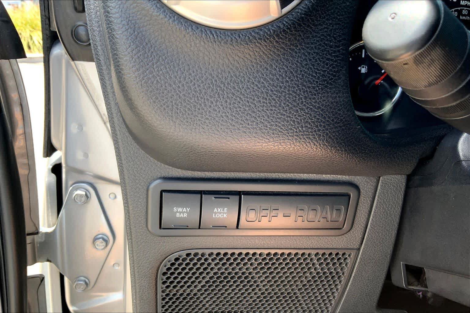 Used 2013 Jeep Wrangler Rubicon w/ PWR Convenience Group AWD/4WD image 31