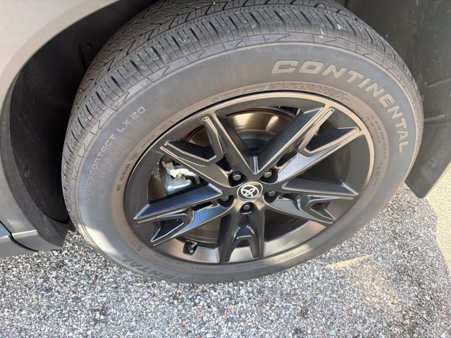 Used 2024 Toyota Grand Highlander AWD image 6