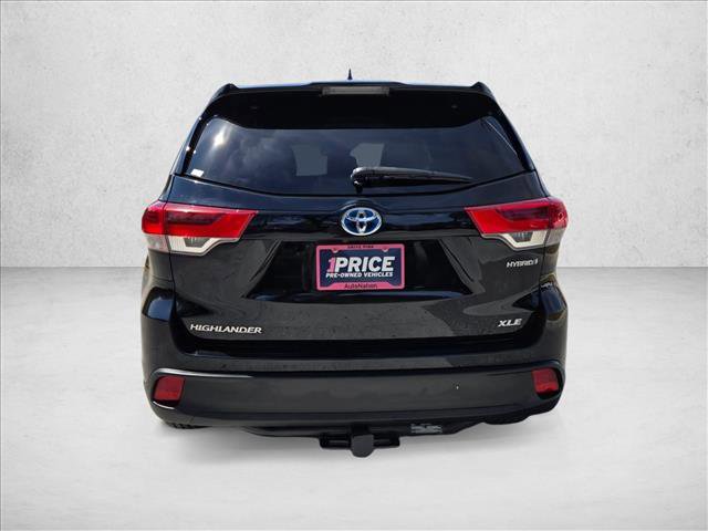 Used 2019 Toyota Highlander XLE image 7