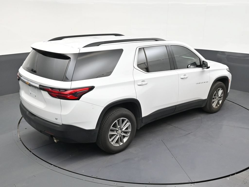 Used 2023 Chevrolet Traverse LT FWD image 15