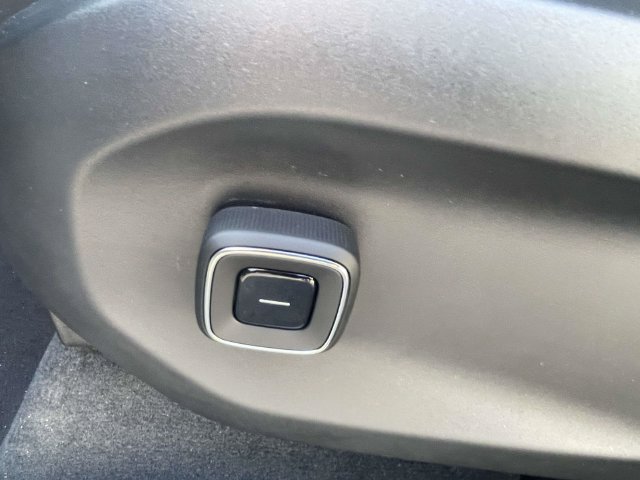 New 2026 Volvo EX90 Plus AWD/4WD image 14