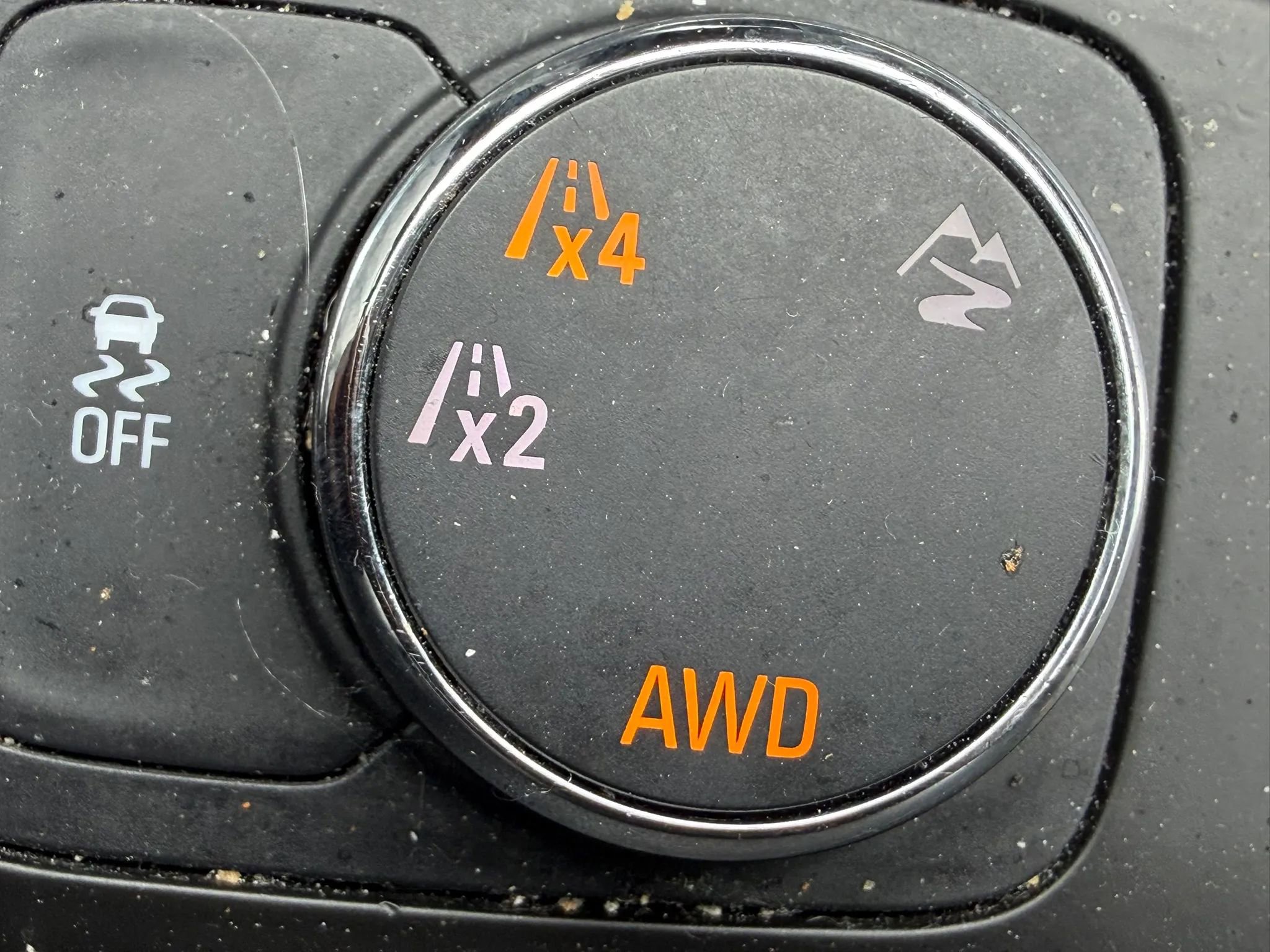 Used 2018 Chevrolet Traverse LT image 38