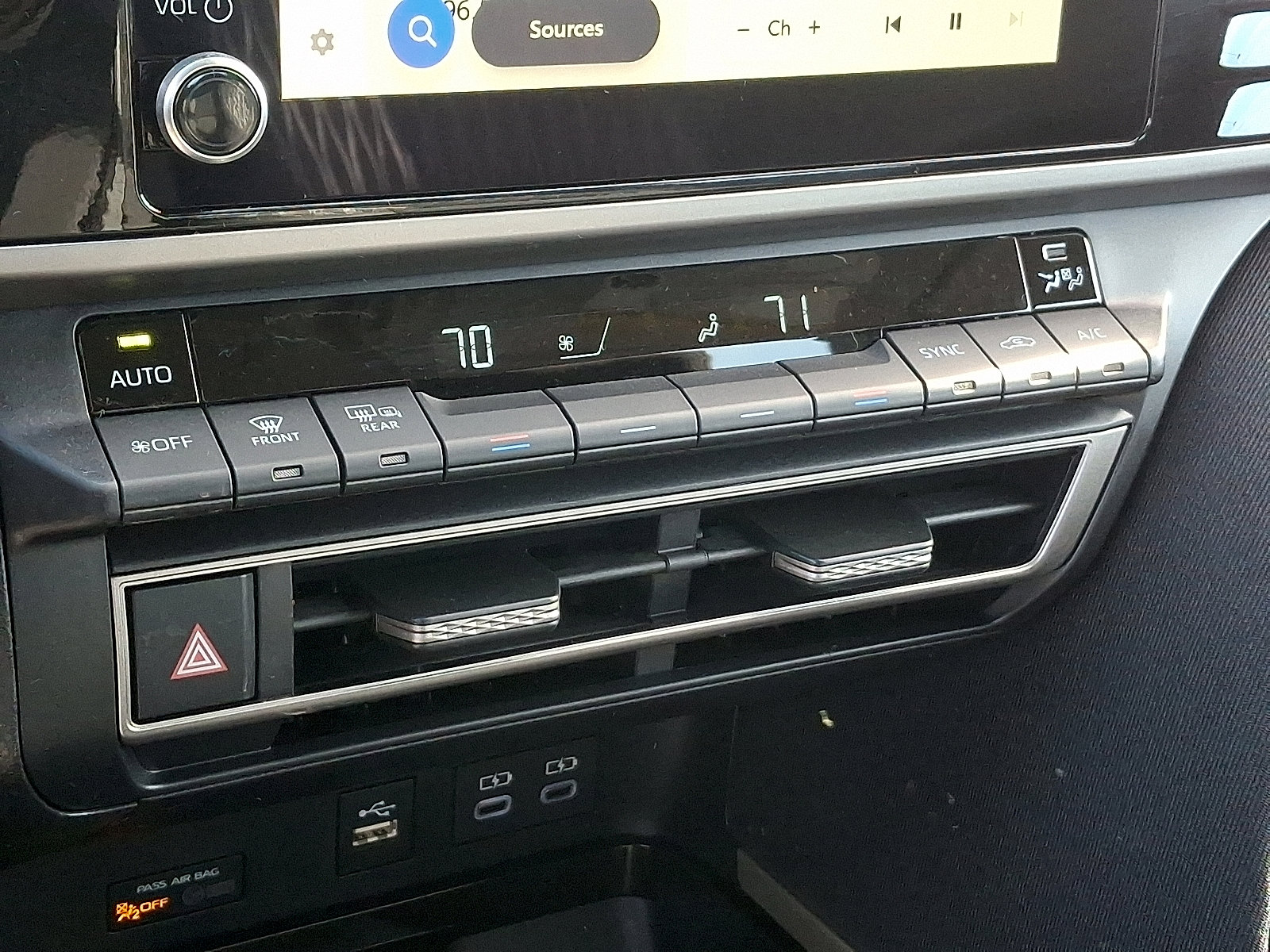 Certified 2025 Toyota Camry LE image 15