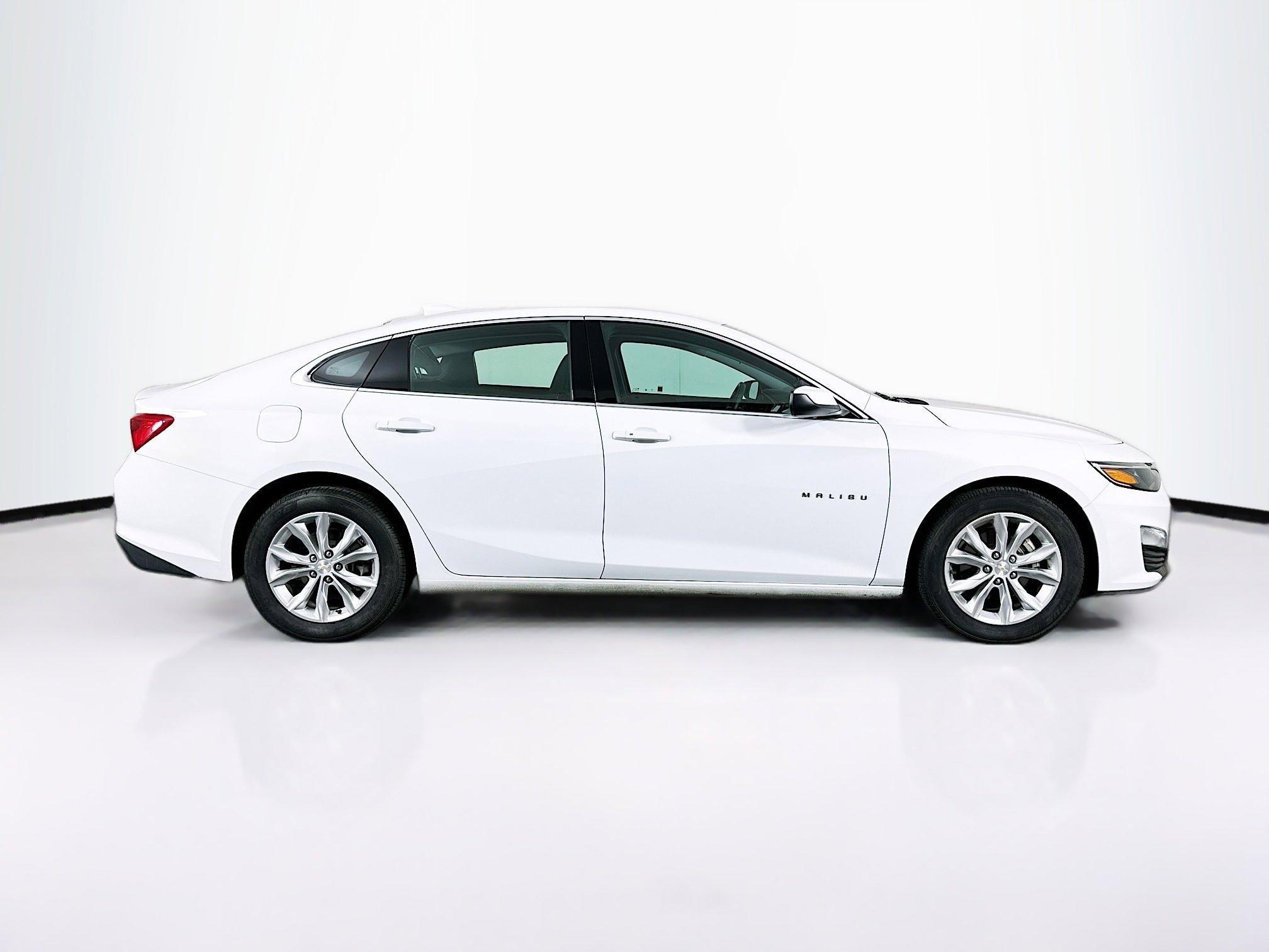 Used 2023 Chevrolet Malibu LT image 10