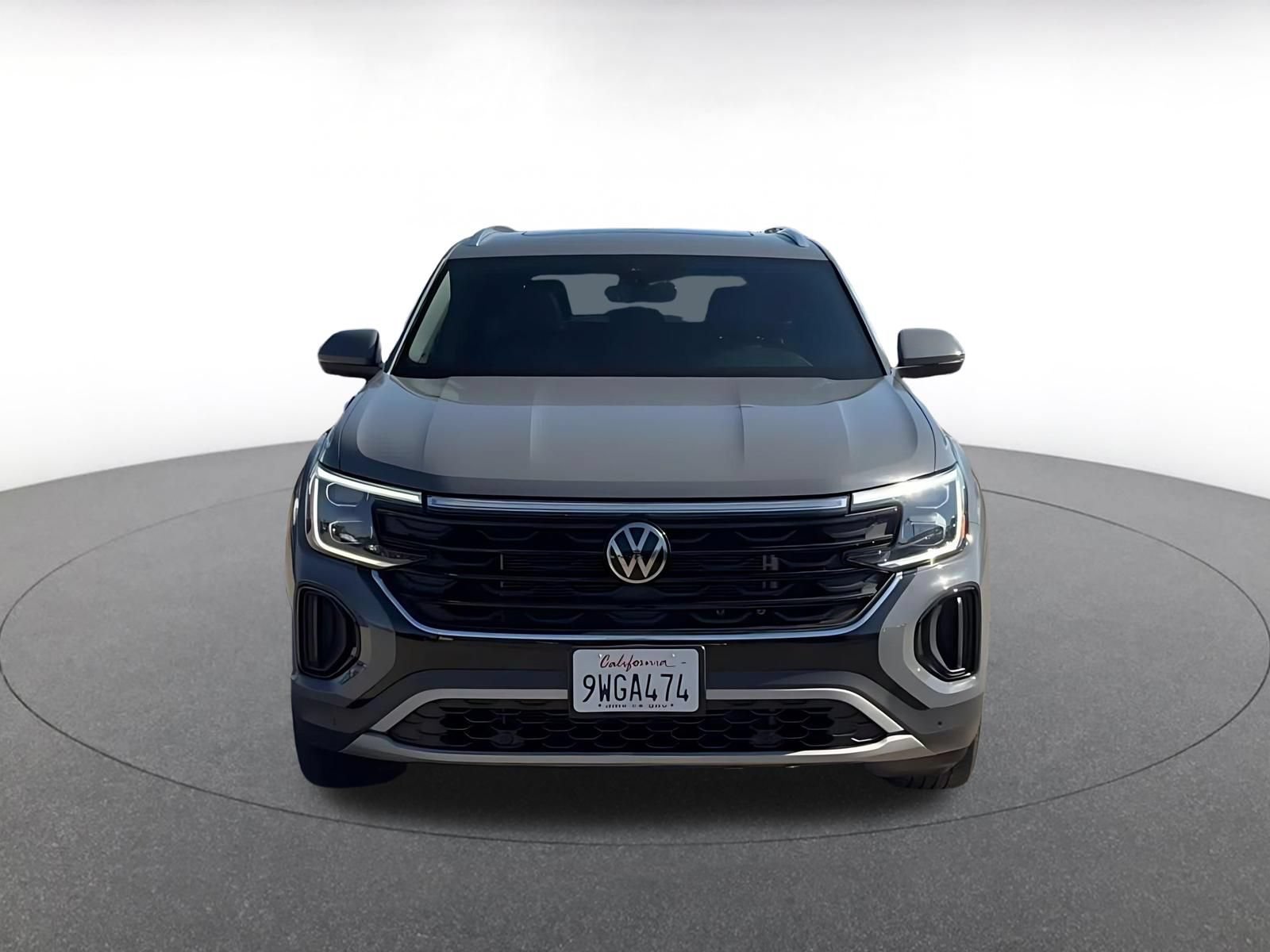 Used 2026 Volkswagen Atlas Cross Sport SE AWD/4WD image 3
