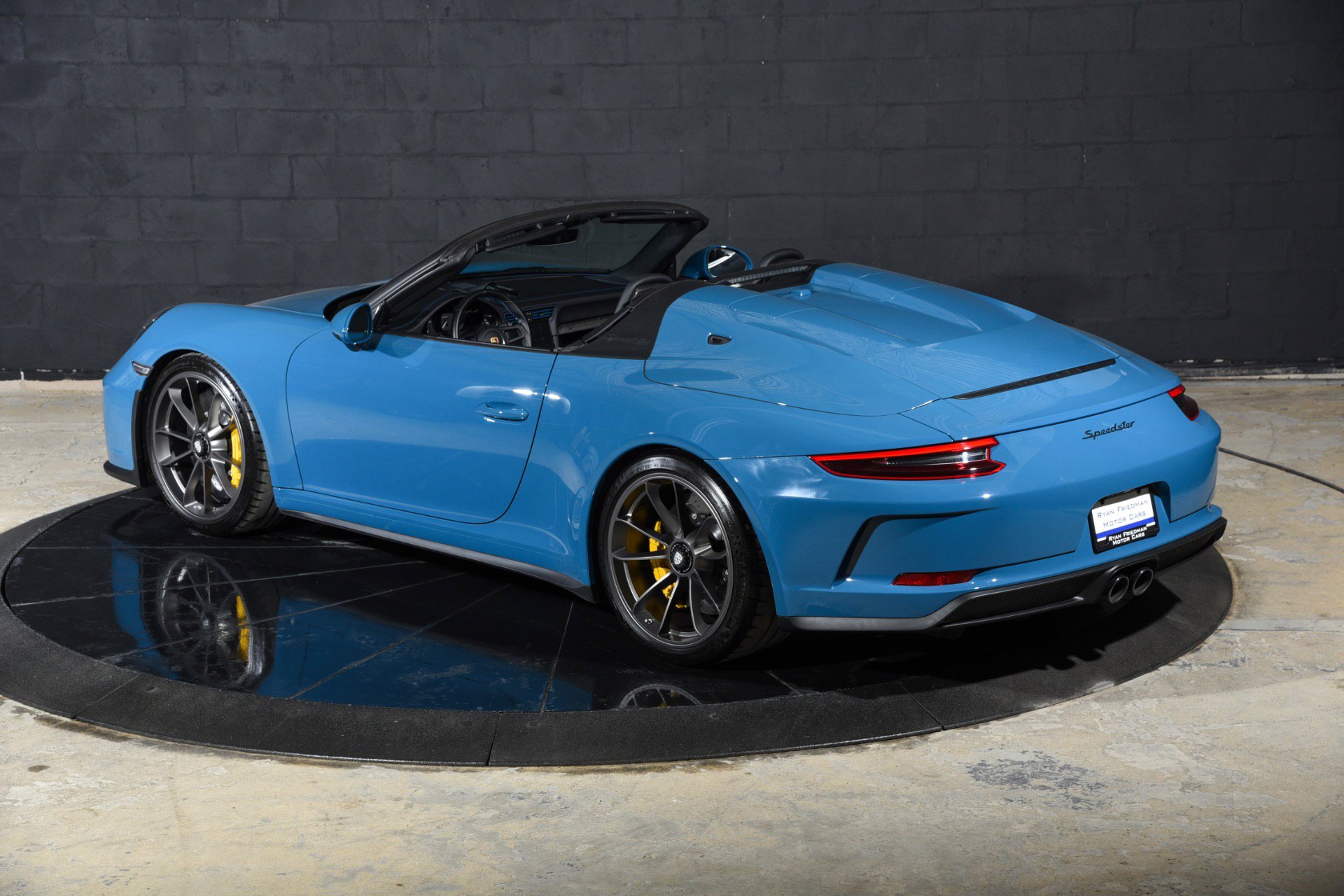 Used 2019 Porsche 911 Speedster RWD image 11
