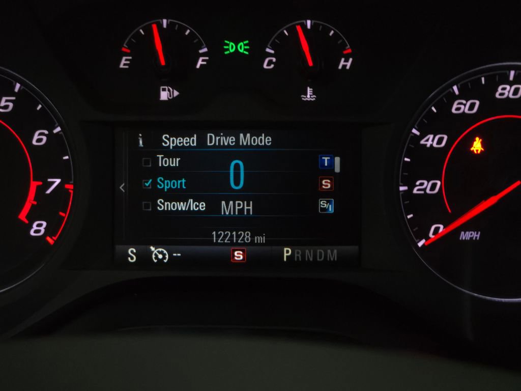 Used 2018 Chevrolet Camaro LT w/ RS Package image 7