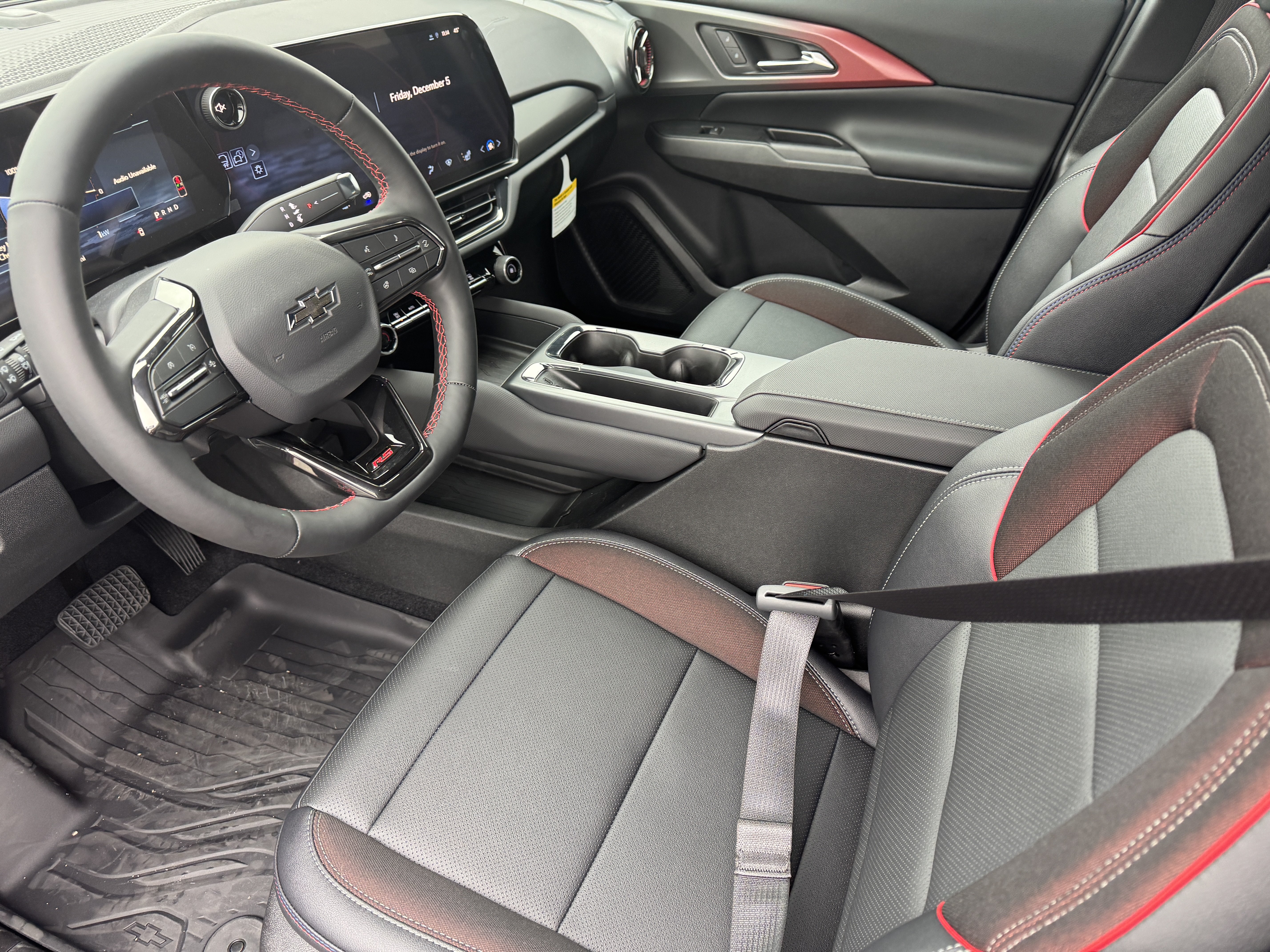 New 2026 Chevrolet Equinox EV RS FWD image 9