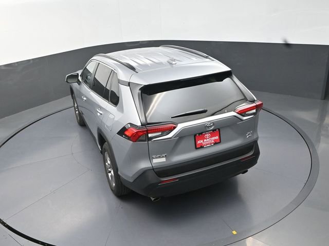 Used 2025 Toyota RAV4 XLE AWD/4WD image 26